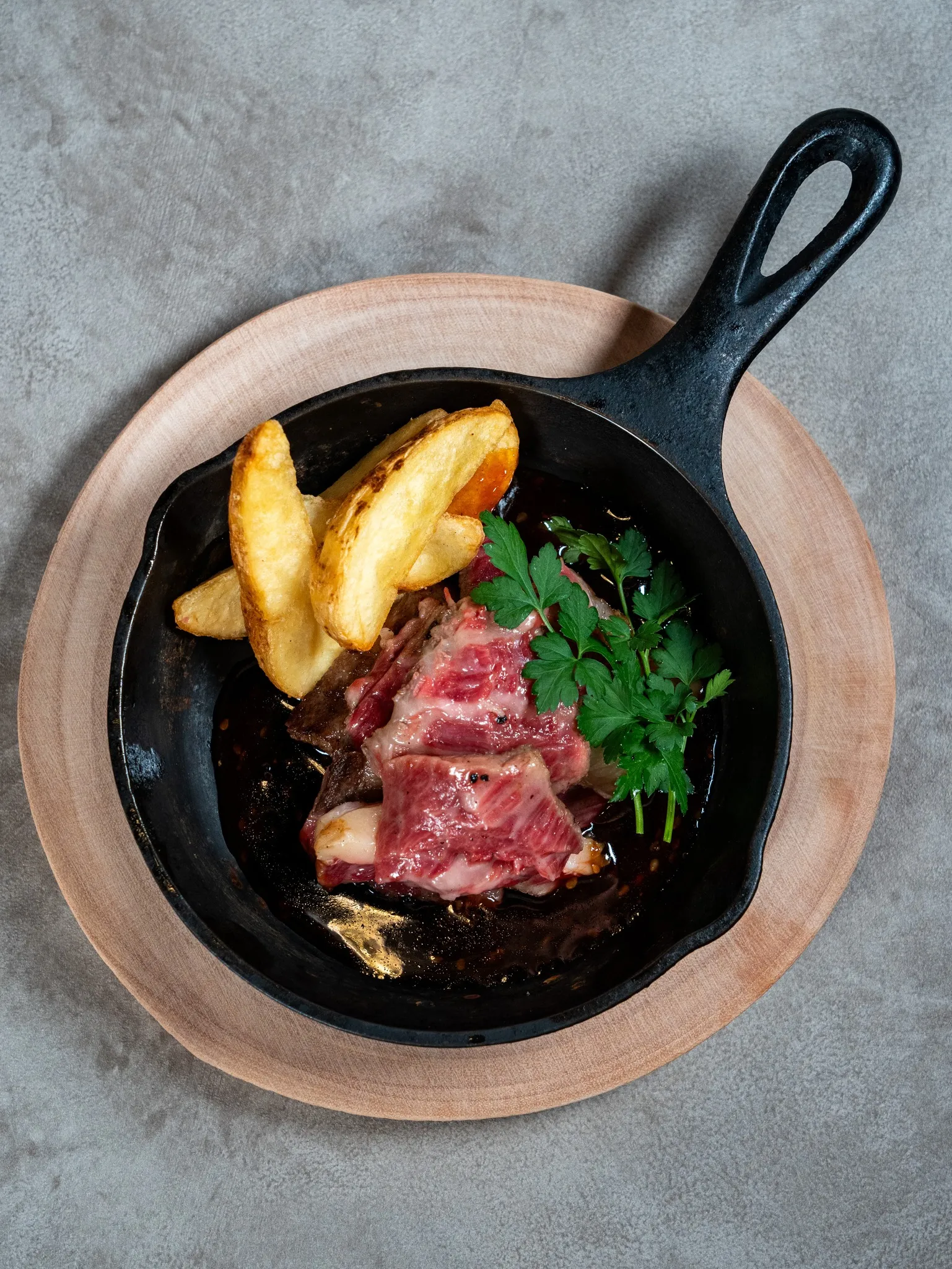 @meatmgram ←“超肉特化”の食べ飲み放題気になる方...