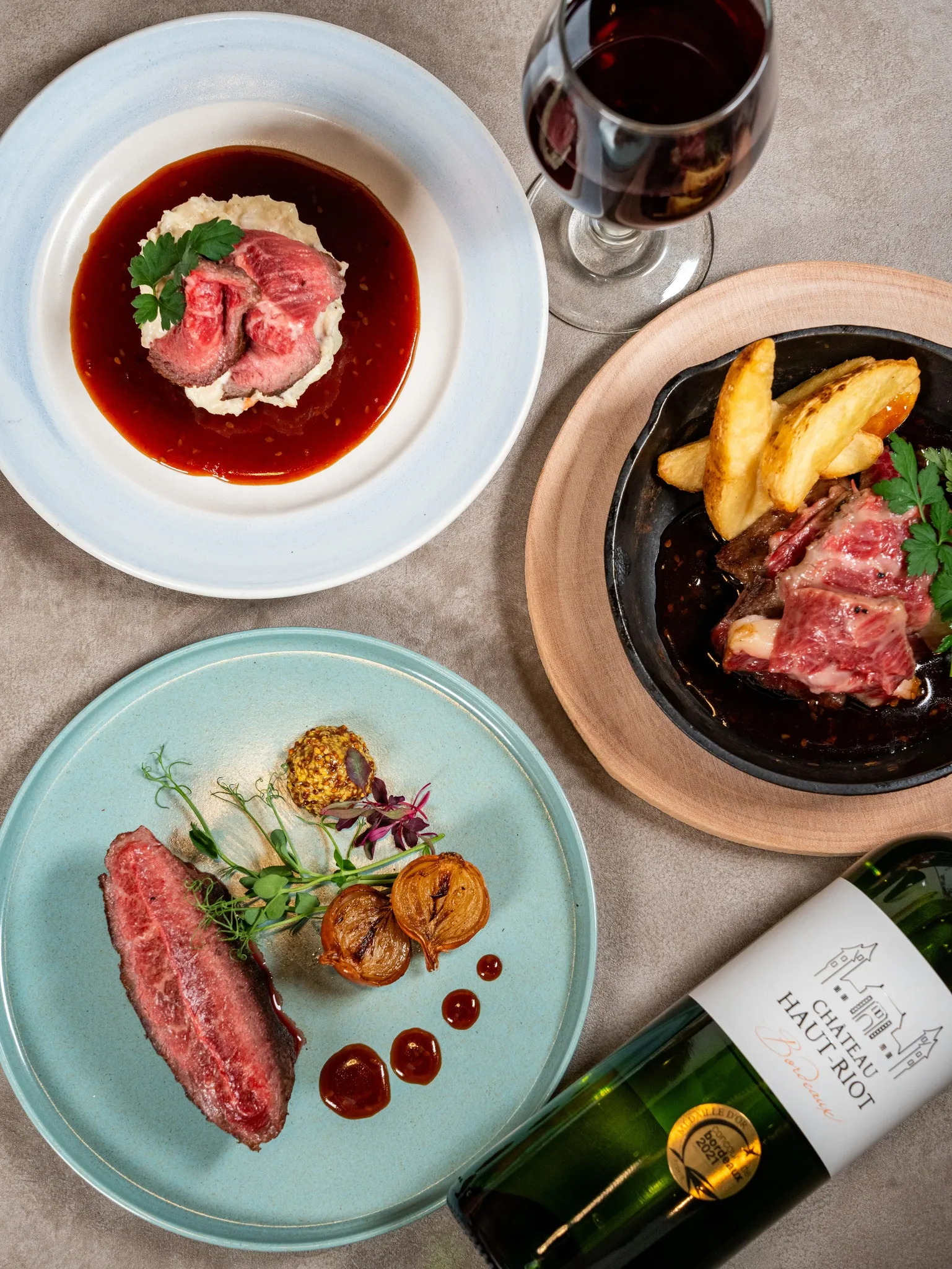 @meatmgram ←“超肉特化”の食べ飲み放題気になる方...