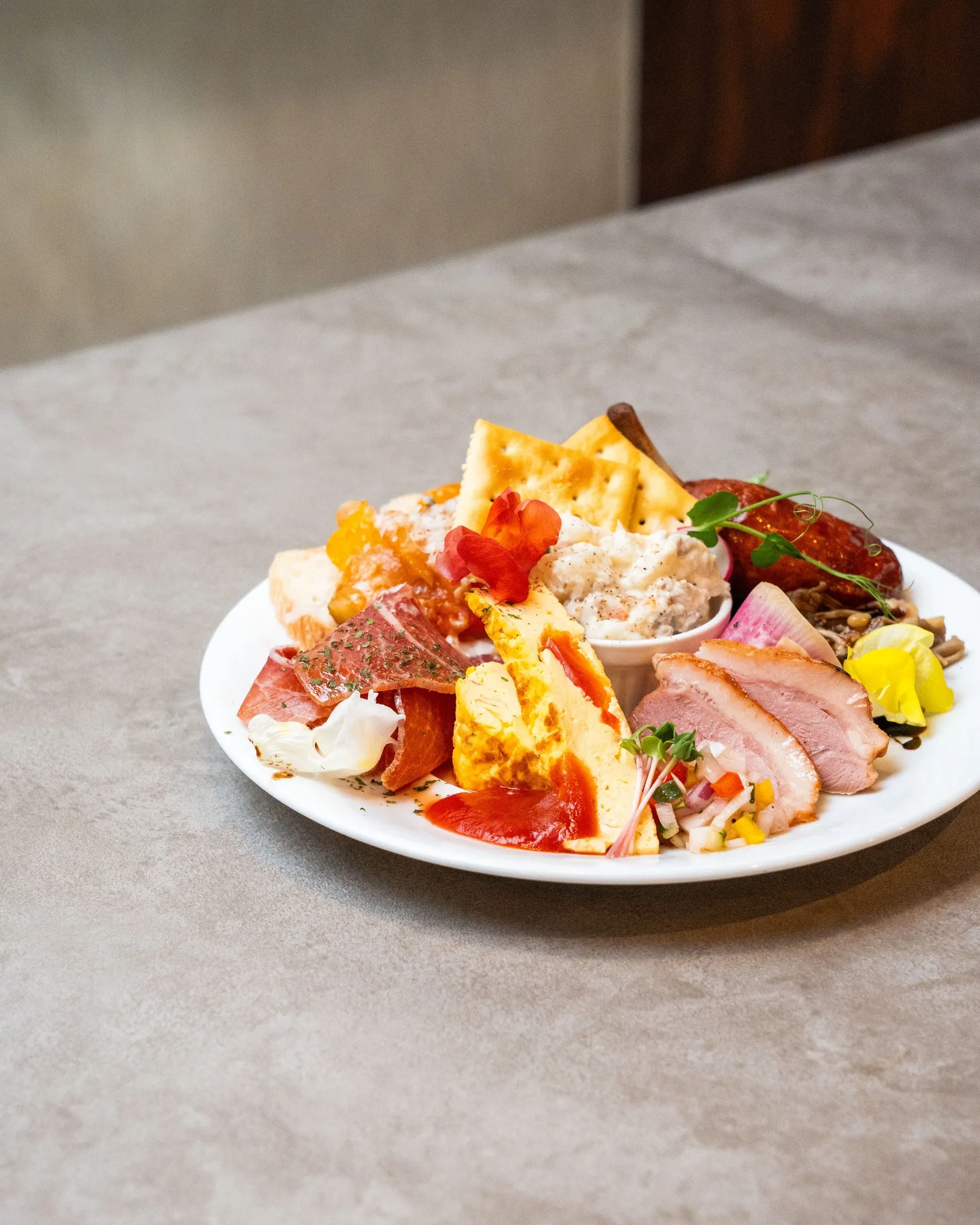 @meatmgram ←“超肉特化”の食べ飲み放題気になる方...