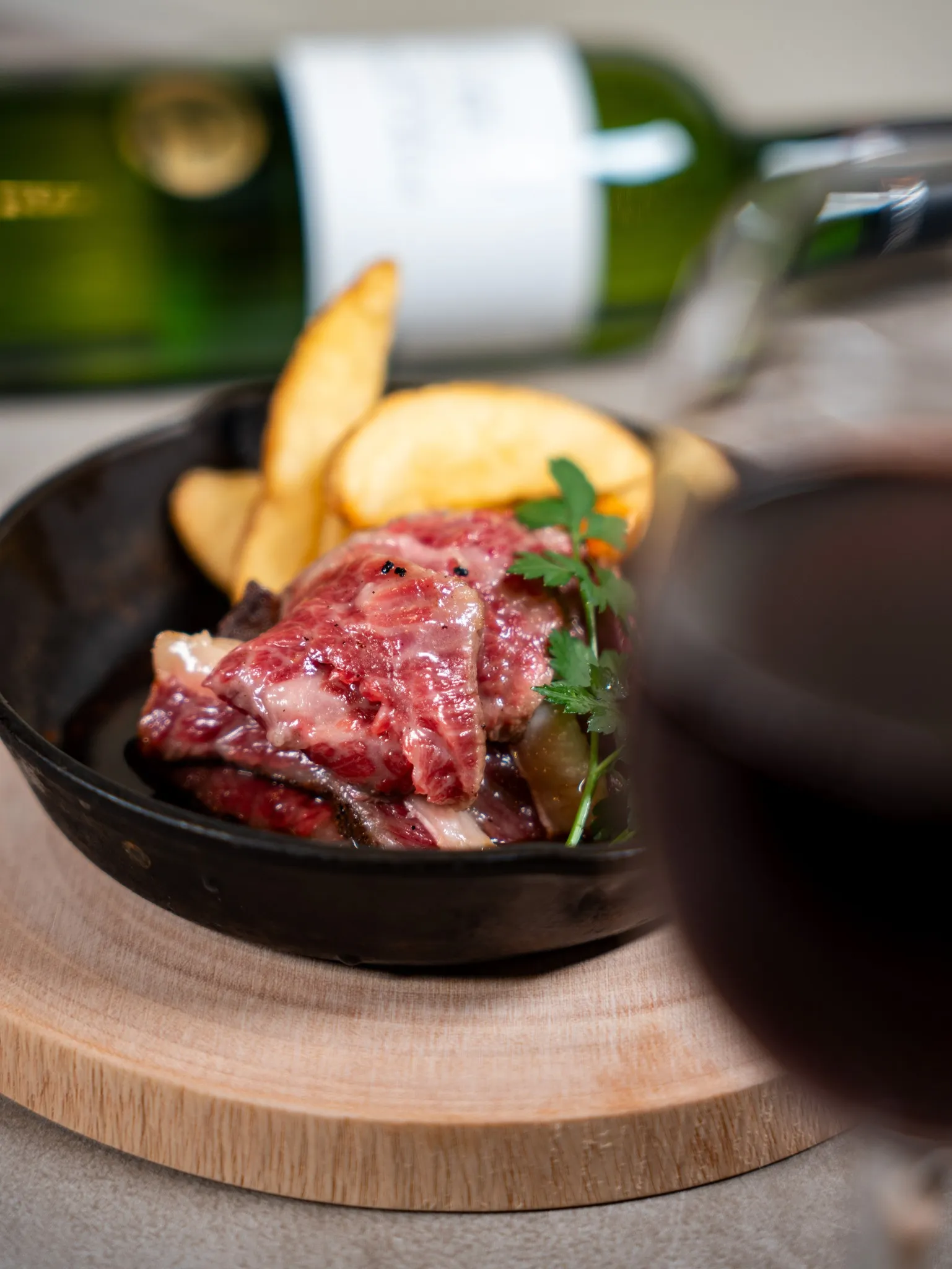 @meatmgram ←“超肉特化”の食べ飲み放題気になる方...