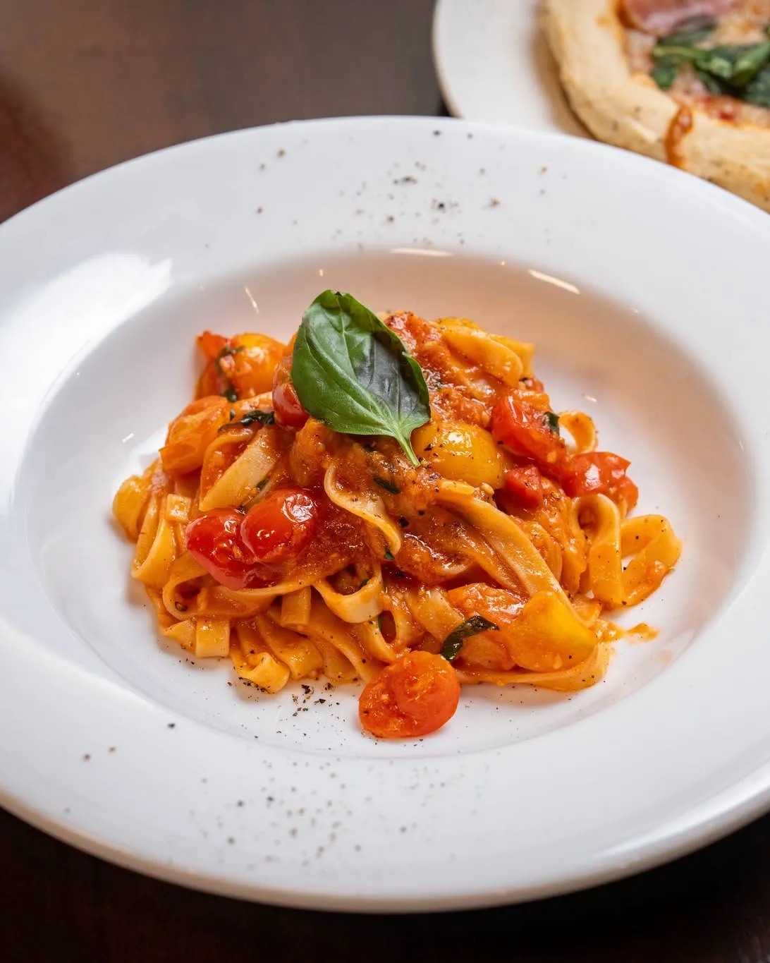 @meatmgram ←“超肉特化”の食べ飲み放題気になる方...