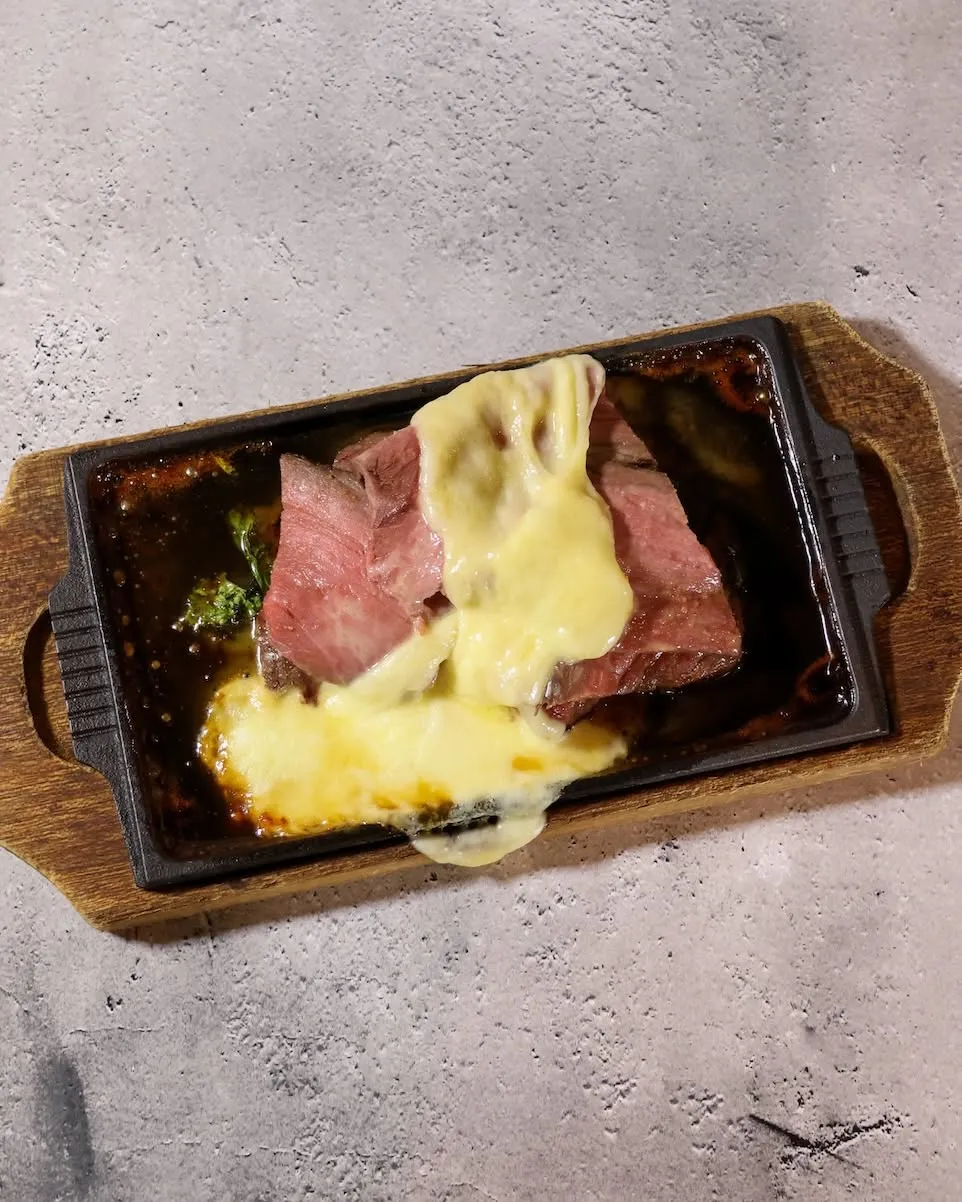 @meatmgram ←“超肉特化”の食べ飲み放題気になる方...